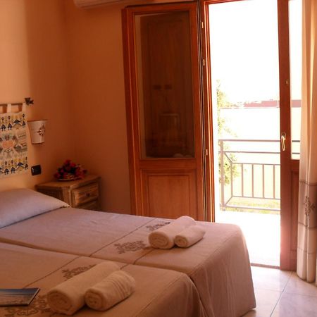 Hotel Plammas Santa Maria Navarrese Eksteriør billede