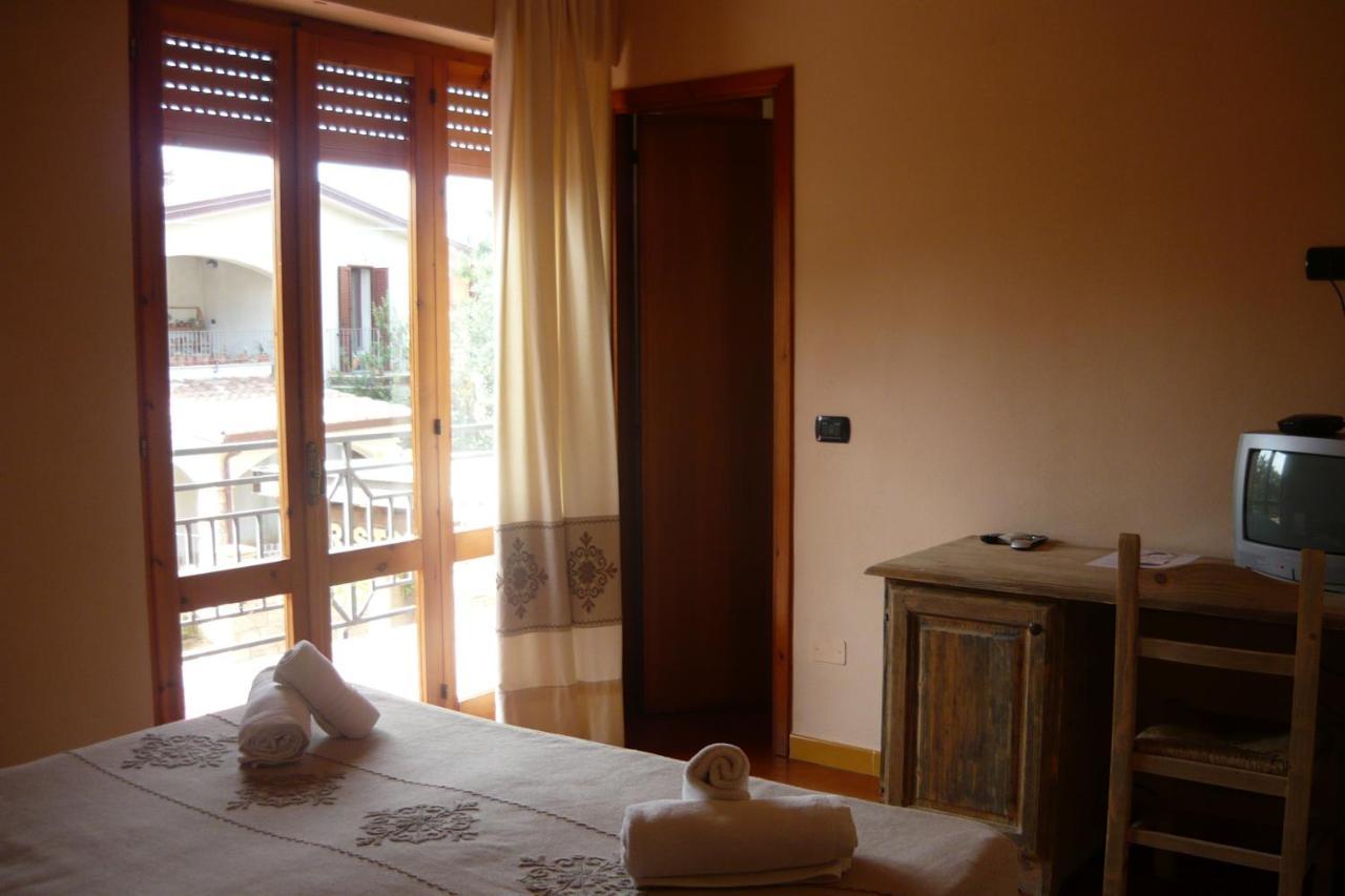 Hotel Plammas Santa Maria Navarrese Eksteriør billede
