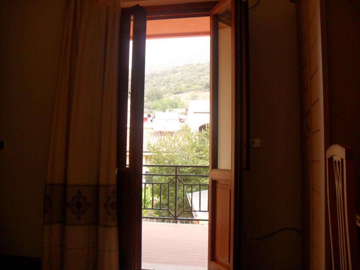 Hotel Plammas Santa Maria Navarrese Eksteriør billede