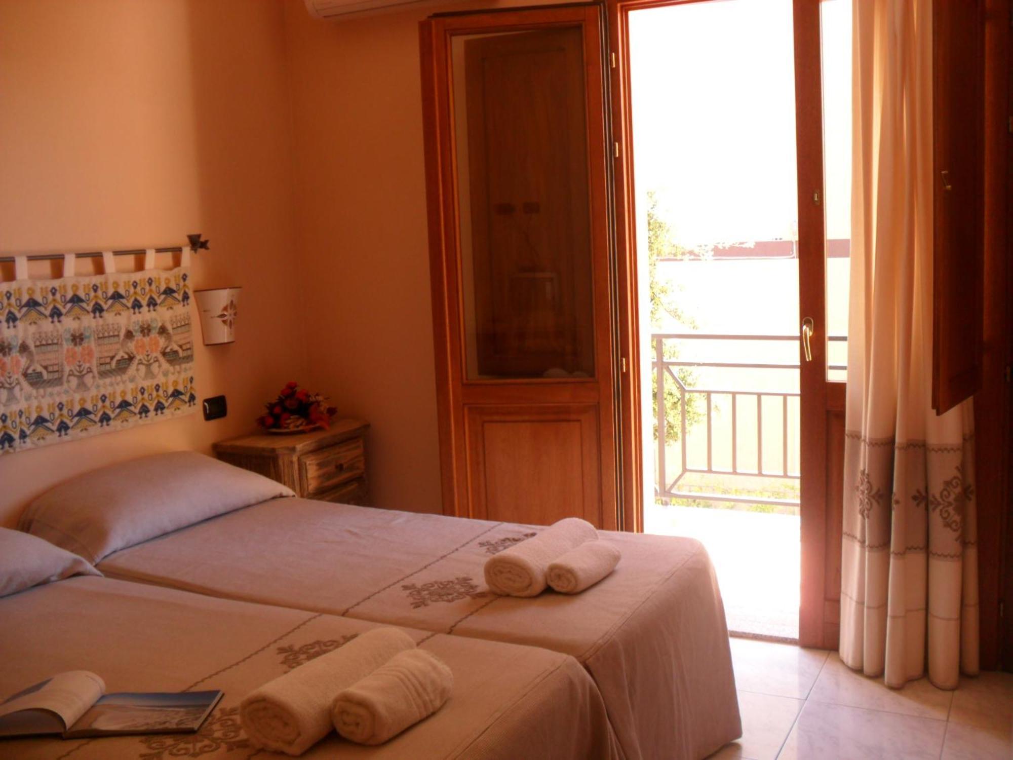 Hotel Plammas Santa Maria Navarrese Eksteriør billede